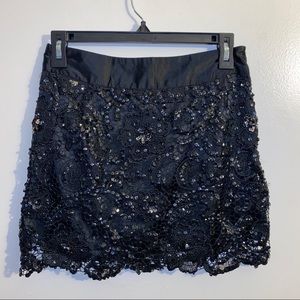 Black detailed skirt
